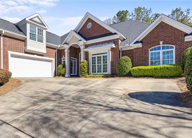 Property at 1429 Turn Lake Dr, Auburn, AL 36830, 5 beds, 3.5 baths