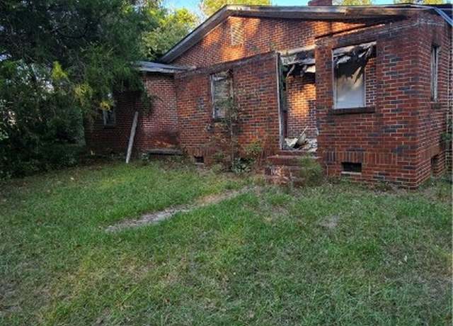 Property at 1270 Lee Road 57, Auburn, AL 36832, 3 beds, 1 bath