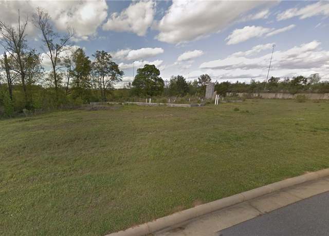 Property at 3021 Capps Way, Opelika, AL 36801