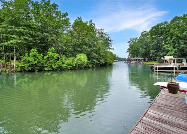 Property at 521 Beach Island Trce, Dadeville, AL 36852, 3 beds, 2.5 baths
