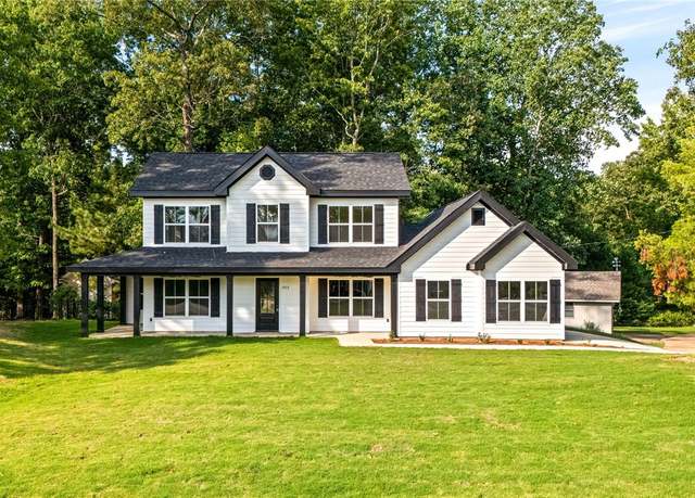Property at 1903 Rocky Brook Rd, Opelika, AL 36801, 5 beds, 3 baths