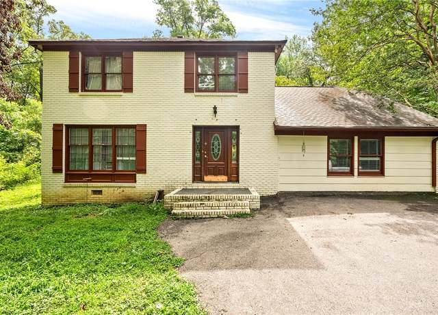 Property at 512 Sleepy Hollow Dr, Alexander City, AL 35010, 4 beds, 2.5 baths