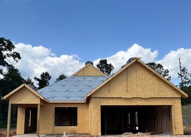 Property at 205 Collier Ct, Auburn, AL 36830, 4 beds, 3 baths