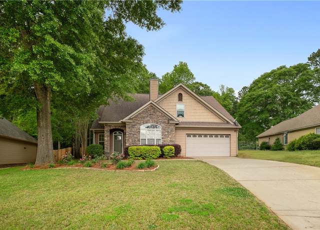 Property at 1508 Karley Dr, Opelika, AL 36801, 3 beds, 2 baths