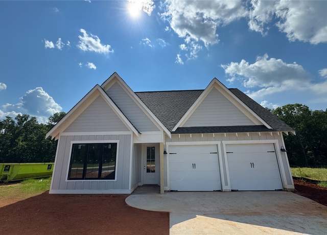 Property at 256 Eagle Ridge Ln, Dadeville, AL 36853, 3 beds, 2 baths