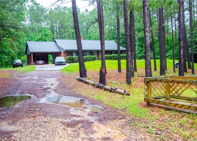 Property at 6 Villula Rd, Seale, AL 36875, 3 beds, 2 baths