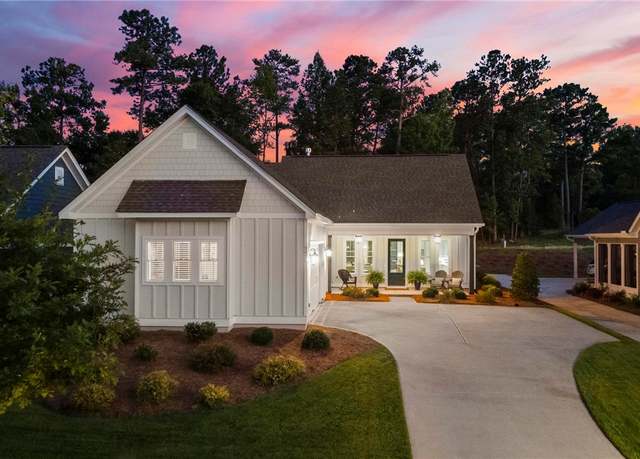 Property at 3425 Eagle Trl, Opelika, AL 36801, 3 beds, 2 baths