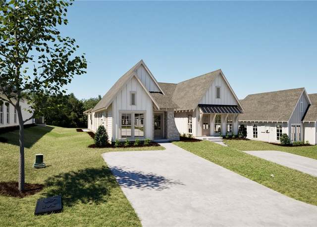 Property at 0104 Bradley Ln, Auburn, AL 36830, 2 beds, 2 baths