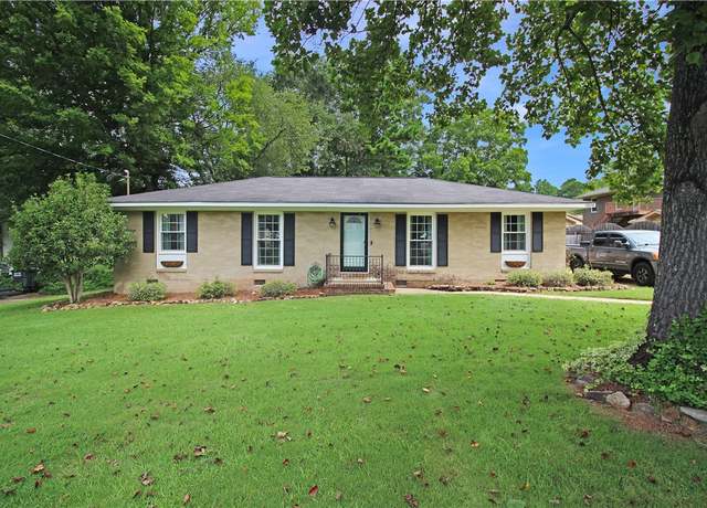 Property at 1808 Jollit Ave, Opelika, AL 36801, 3 beds, 2 baths