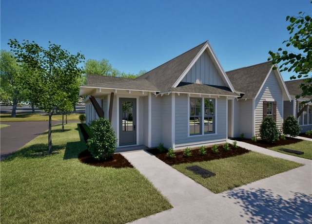 Property at 50 Summer St, Opelika, AL 36801, 2 beds, 2 baths