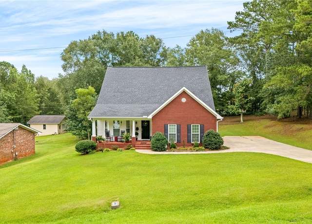 Property at 212 Melody Ln, Valley, AL 36854, 3 beds, 2.5 baths