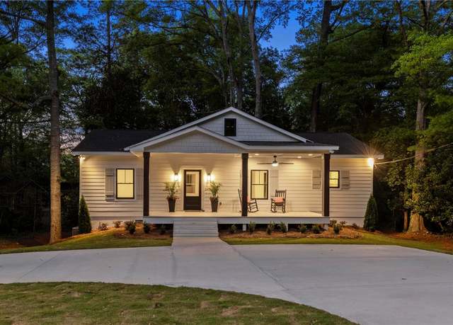 Property at 643 Auburn Dr, Auburn, AL 36830, 3 beds, 3 baths