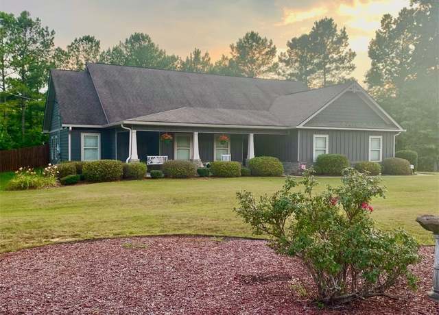 Property at 5105 Lee Road 379, Salem, AL 36874, 4 beds, 2 baths
