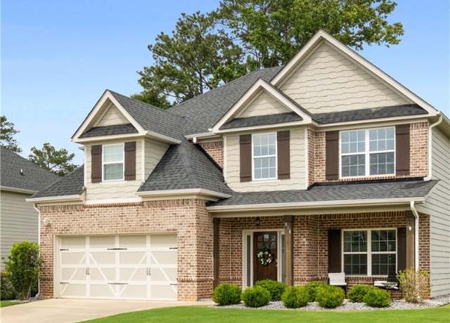 Property at 818 W Richland Cir, Auburn, AL 36832, 4 beds, 2.5 baths
