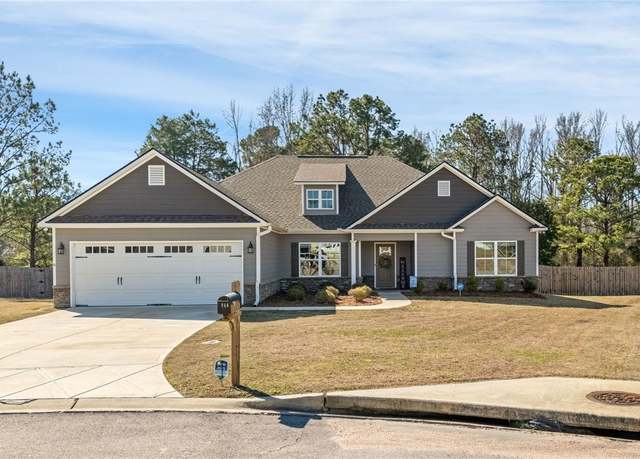 Property at 144 Lee Road 2228, Opelika, AL 36804, 4 beds, 2 baths