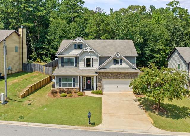 Property at 2113 Felicity Ln, Auburn, AL 36830, 4 beds, 2.5 baths