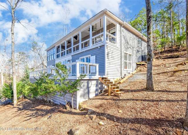 Property at 136 Long Branch Dr, Dadeville, AL 36853, 4 beds, 3 baths