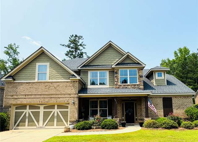 Property at 2217 Morgan Dr, Auburn, AL 36830, 5 beds, 3.5 baths