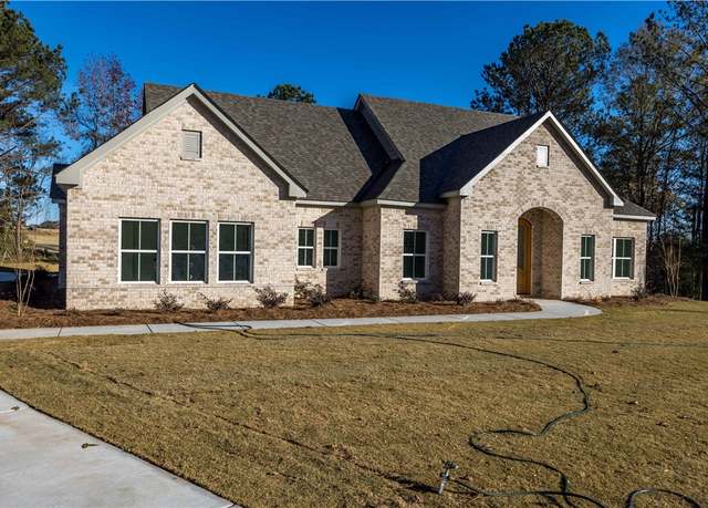 Property at 4245 Perfect Pass, Opelika, AL 36804, 4 beds, 3 baths