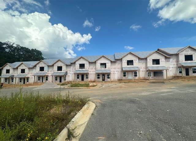 Property at 3260 Academy Dr #505, Opelika, AL 36801, 3 beds, 2.5 baths