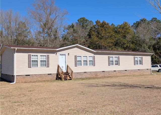 Property at 1170 County Road 25, Opelika, AL 36801, 4 beds, 2 baths