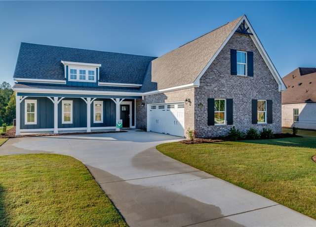 Property at 1534 Everly Dr, Opelika, AL 36801, 5 beds, 3.5 baths