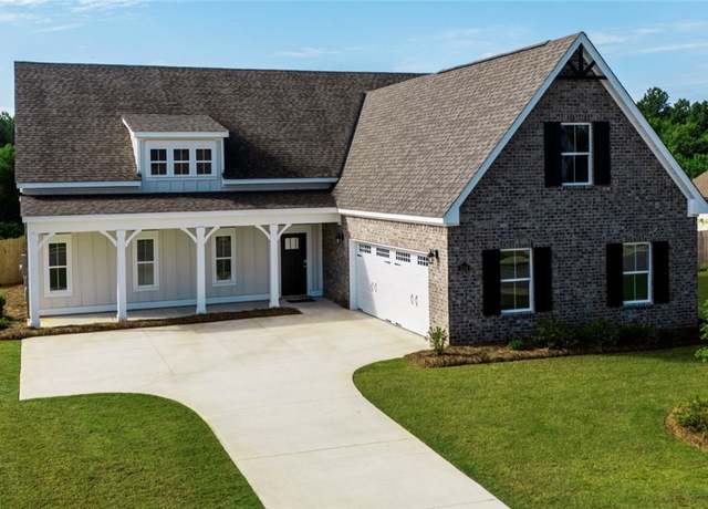 Property at 1534 Everly Dr, Opelika, AL 36801, 5 beds, 3.5 baths