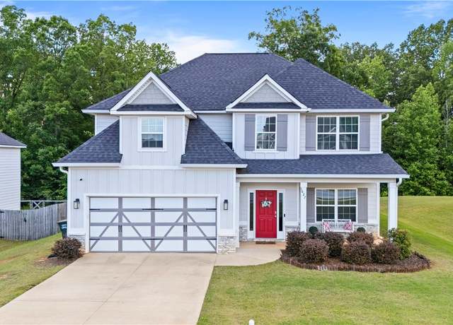 Property at 1627 Creekstone Dr, Opelika, AL 36804, 4 beds, 2.5 baths
