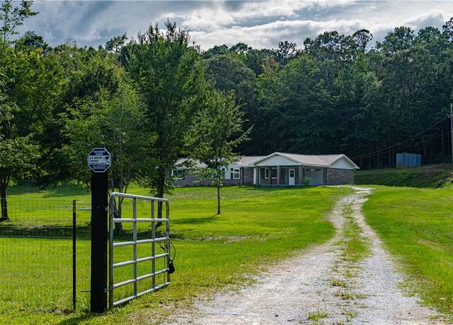 Property at 3180 Lee Road 166, Opelika, AL 36804, 3 beds, 1.5 baths