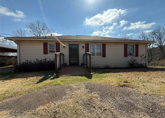 Property at 1066 Brown Cir, Valley, AL 36854, 3 beds, 2 baths