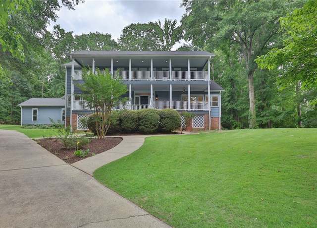 Property at 229 Lee Road 613, Smiths Station, AL 36867, 4 beds, 3 baths