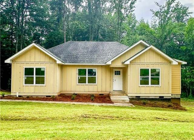 Property at 215 Lee Road 2156, Valley, AL 36854, 3 beds, 2 baths