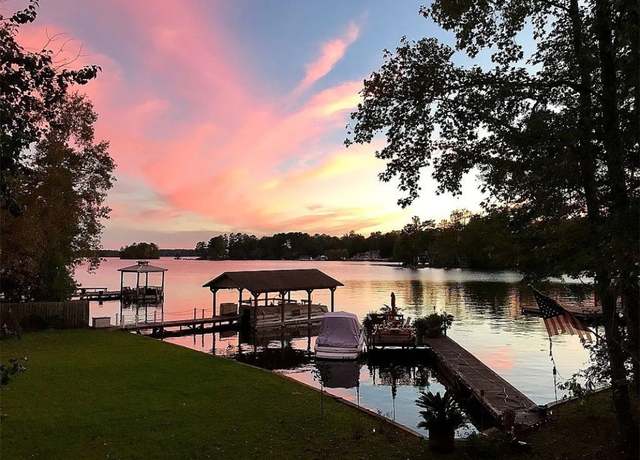 Property at 101 Duck Cv, Jacksons Gap, AL 36861, 2 beds, 2 baths
