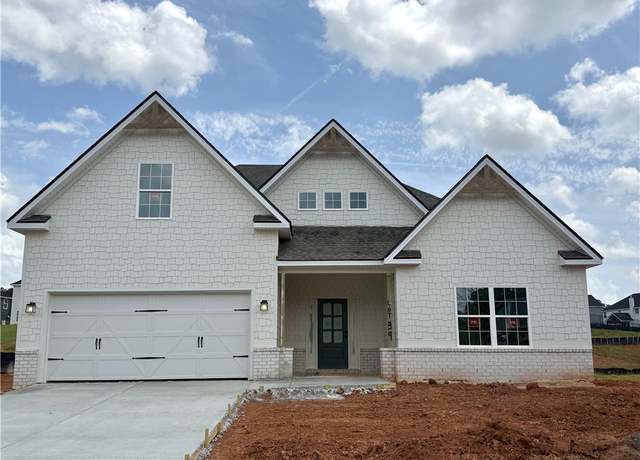 Property at 1828 Solamere Ct, Auburn, AL 36832, 4 beds, 3 baths