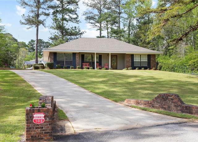 Property at 105 Rebel Rd, Valley, AL 36854, 3 beds, 2 baths