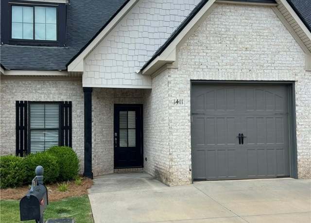 Property at 1411 Sheridan Glen Xing Unit 4E, Auburn, AL 36830, 4 beds, 3 baths
