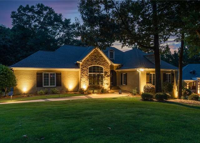 Property at 1486 Arrowhead Cir, Auburn, AL 36830, 5 beds, 4.5 baths