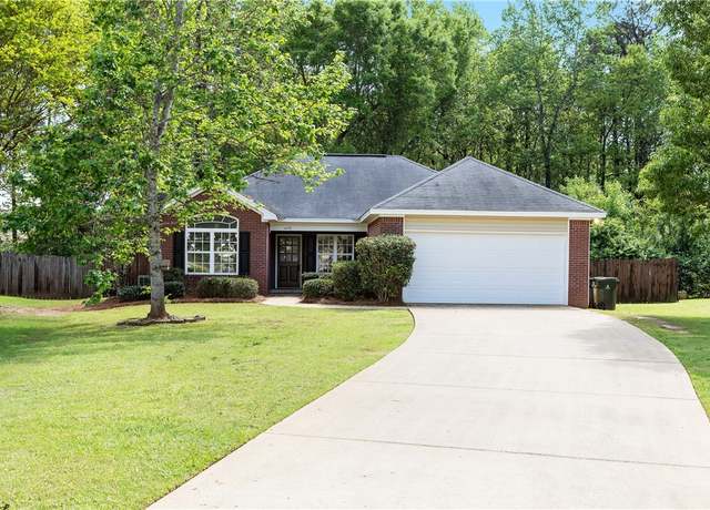Property at 1472 Townsend Ct, Auburn, AL 36830, 3 beds, 2 baths