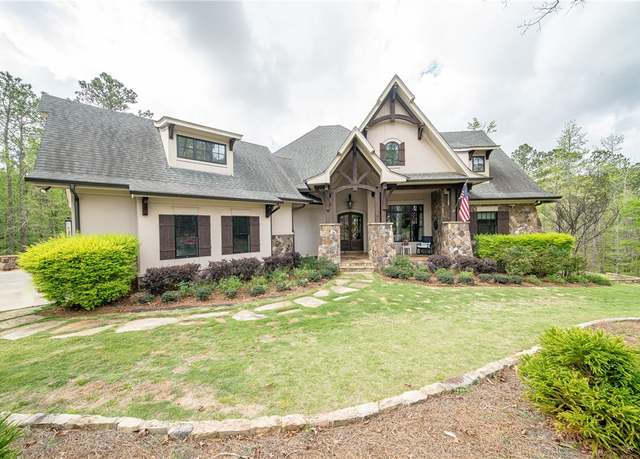 Property at 1659 N Donahue Dr, Auburn, AL 36830, 5 beds, 5.5 baths