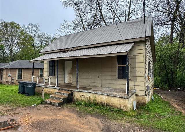 Property at 302 Orchard Ave, Opelika, AL 36801, 1 bed, 1 bath