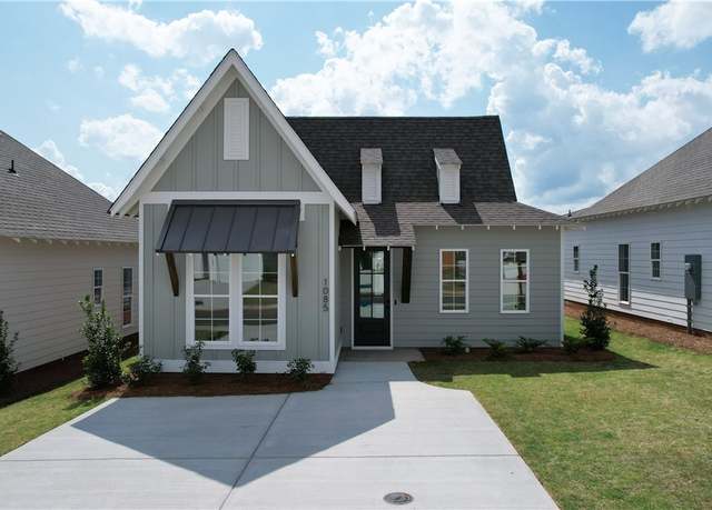 Property at 107 Hunters Way, Opelika, AL 36801, 3 beds, 2 baths