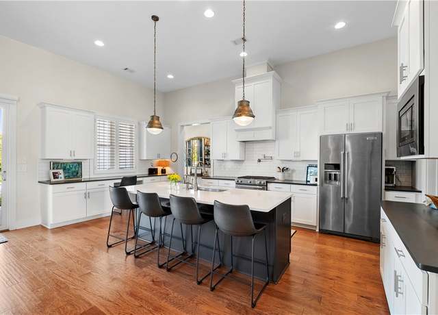 Property at 3299 Cannon Ln, Auburn, AL 36832, 4 beds, 3.5 baths
