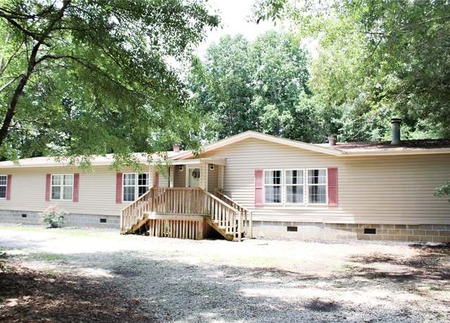Property at 143 Lee Road 185, Opelika, AL 36804, 4 beds, 2.5 baths