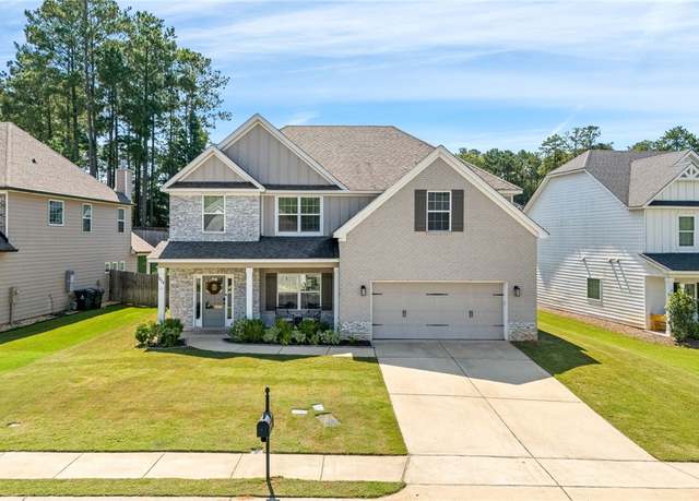 Property at 1014 Dunkirk Cir, Auburn, AL 36832, 4 beds, 2.5 baths