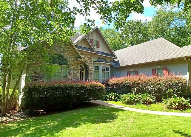 Property at 703 Ski Spray Pt, Opelika, AL 36804, 5 beds, 3.5 baths