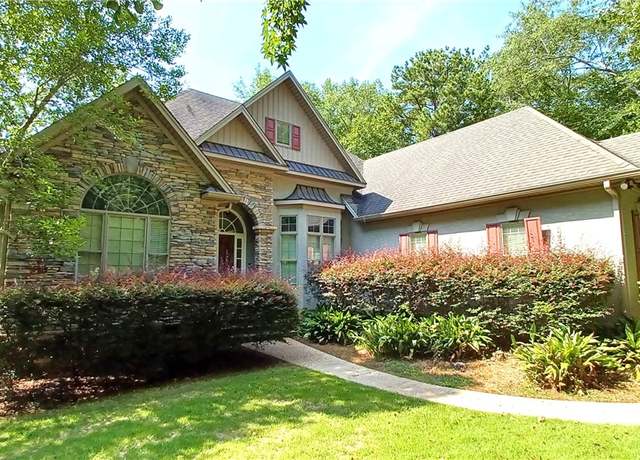 Property at 703 Ski Spray Pt, Opelika, AL 36804, 5 beds, 3.5 baths