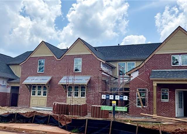 Property at 1757 Woodland Pines Ln, Auburn, AL 36830, 3 beds, 2 baths