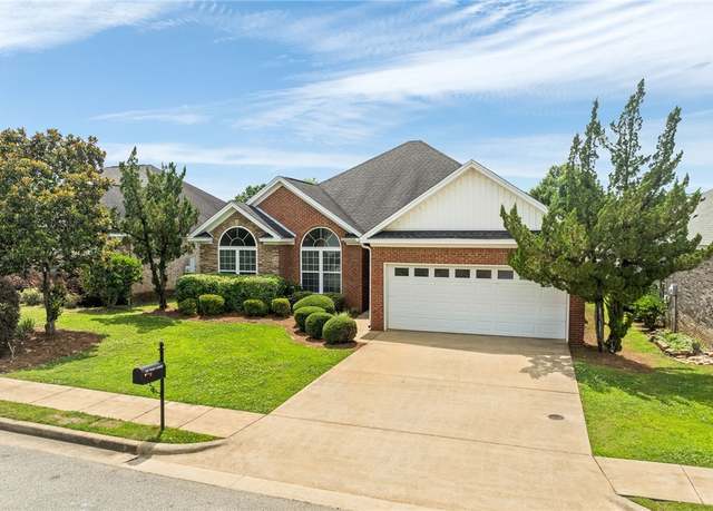 Property at 1317 Tulip Ct, Auburn, AL 36830, 3 beds, 2 baths