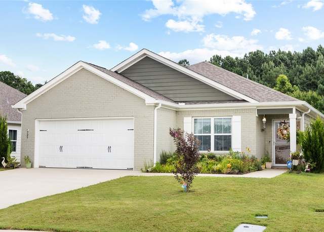 Property at 529 Bush Creek Rd, Opelika, AL 36804, 4 beds, 2 baths