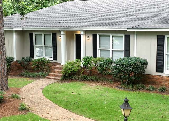 Property at 1418 Katie Ln, Auburn, AL 36830, 4 beds, 2 baths